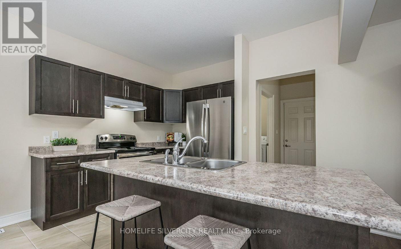 Main Floor - 194 Eaglecrest Street, Kitchener, Ontario  N2K 4J3 - Photo 8 - X12780360