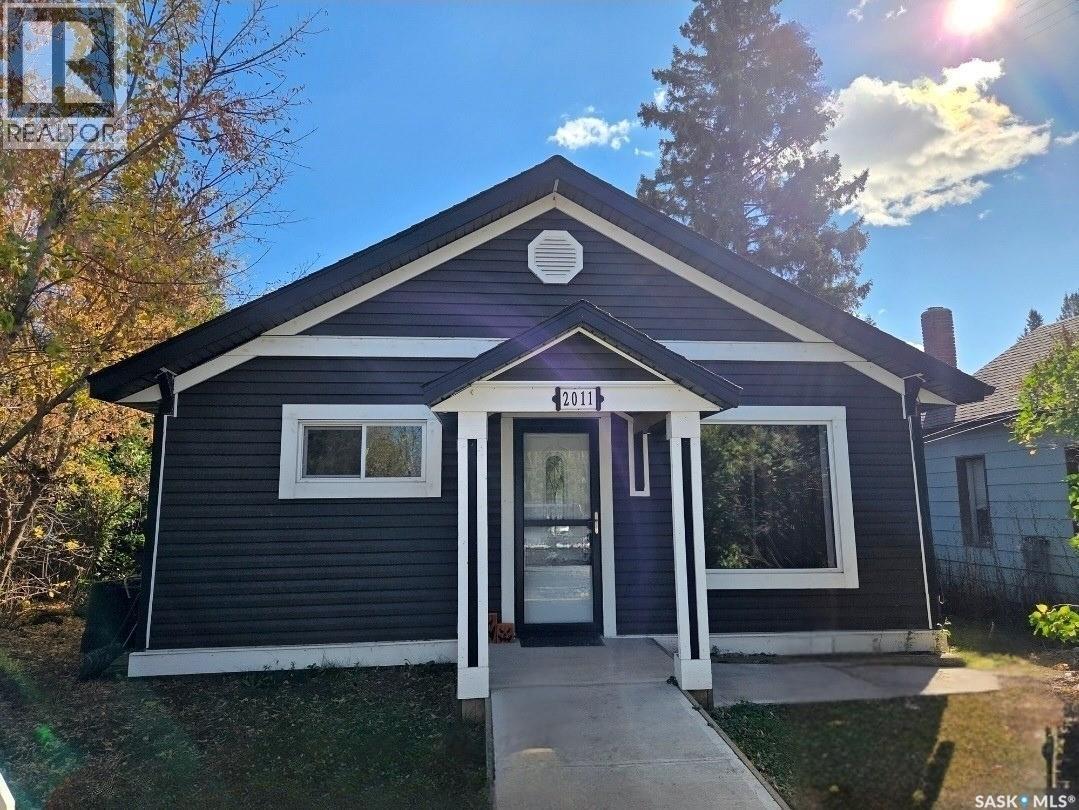 2011 Main Street, Edam, Saskatchewan  S0M 0V0 - Photo 1 - SK028373