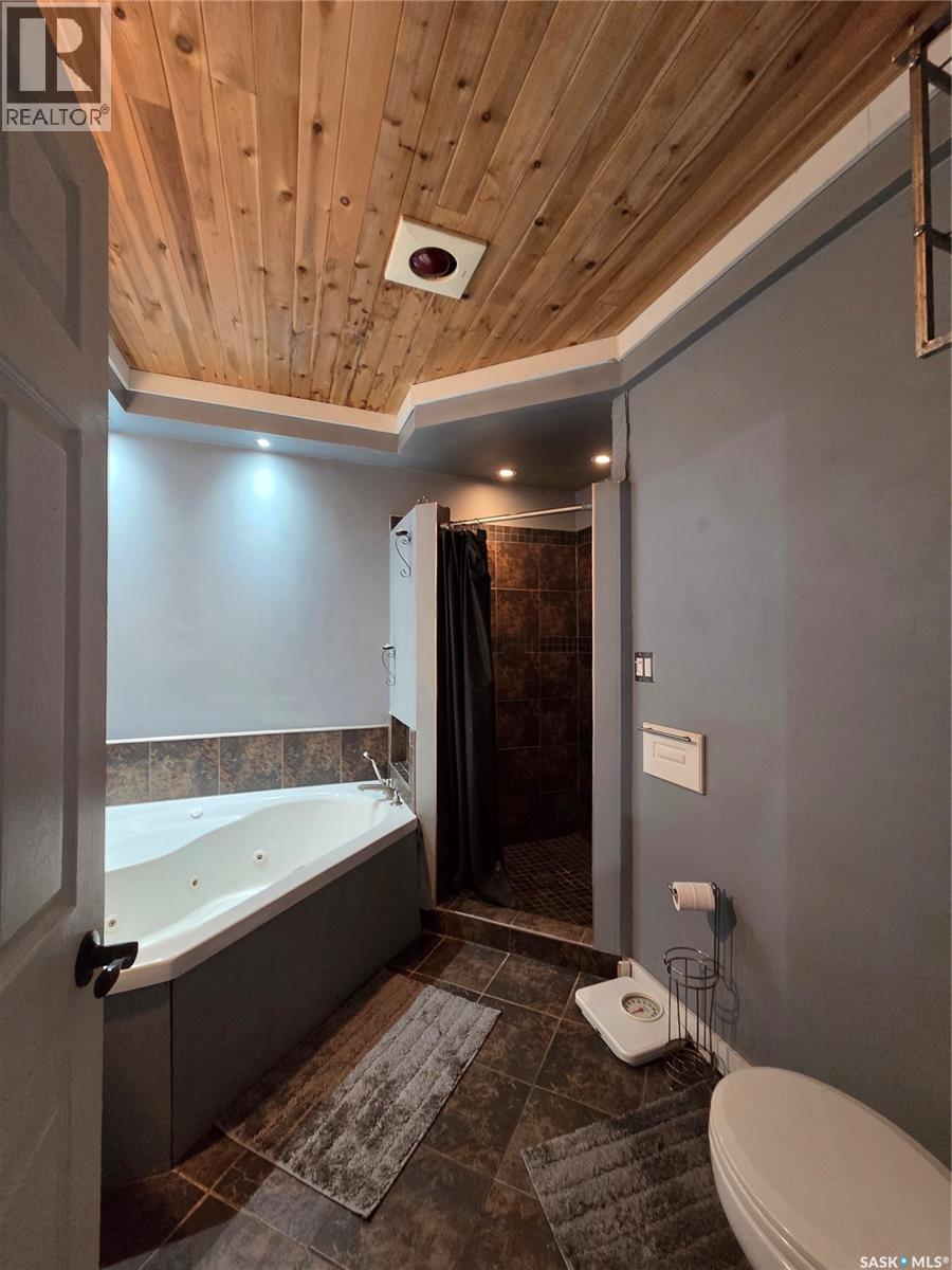 2011 Main Street, Edam, Saskatchewan  S0M 0V0 - Photo 12 - SK028373