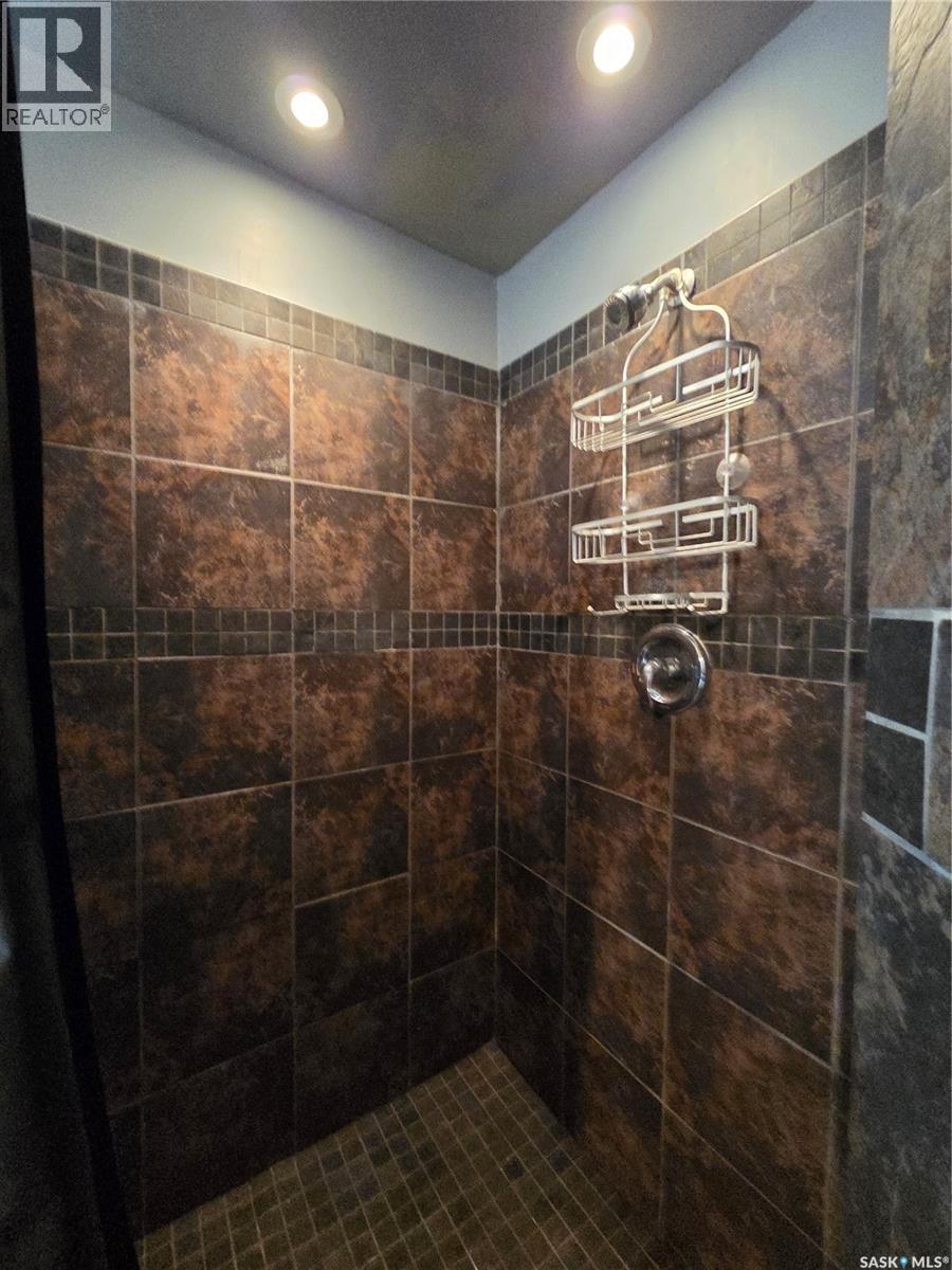 2011 Main Street, Edam, Saskatchewan  S0M 0V0 - Photo 14 - SK028373