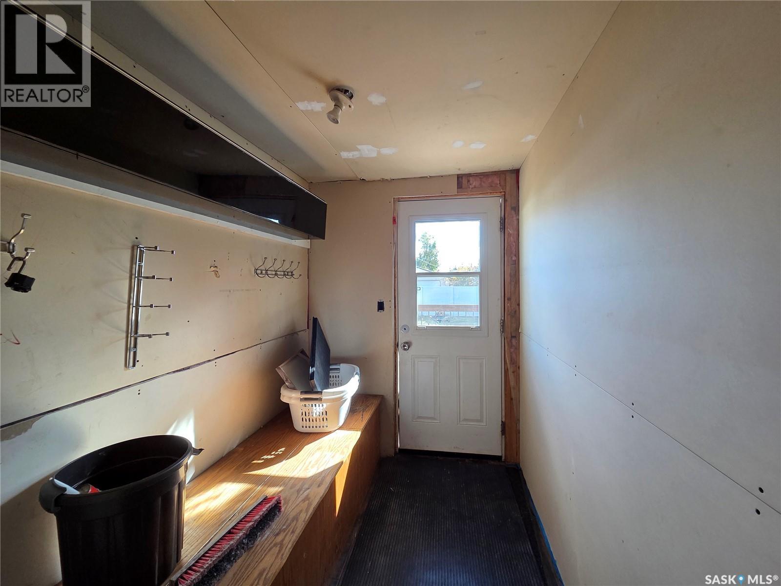 2011 Main Street, Edam, Saskatchewan  S0M 0V0 - Photo 16 - SK028373