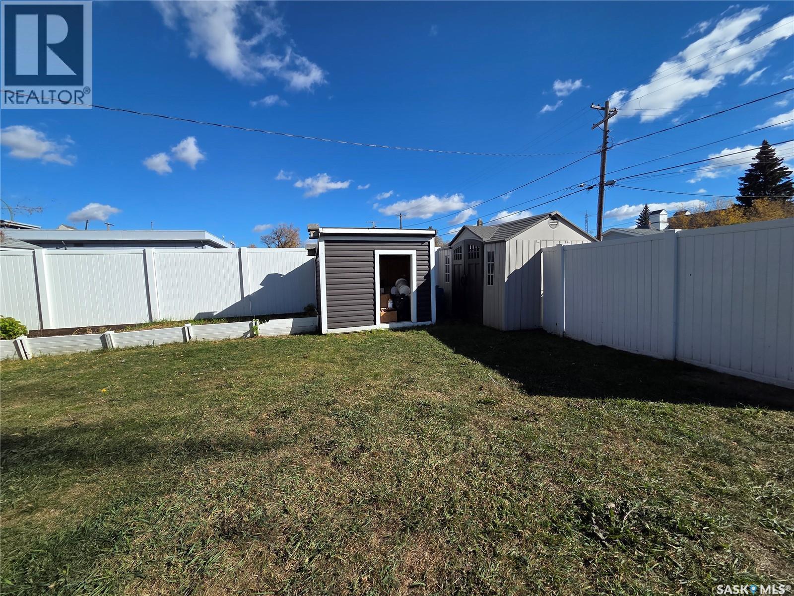 2011 Main Street, Edam, Saskatchewan  S0M 0V0 - Photo 18 - SK028373