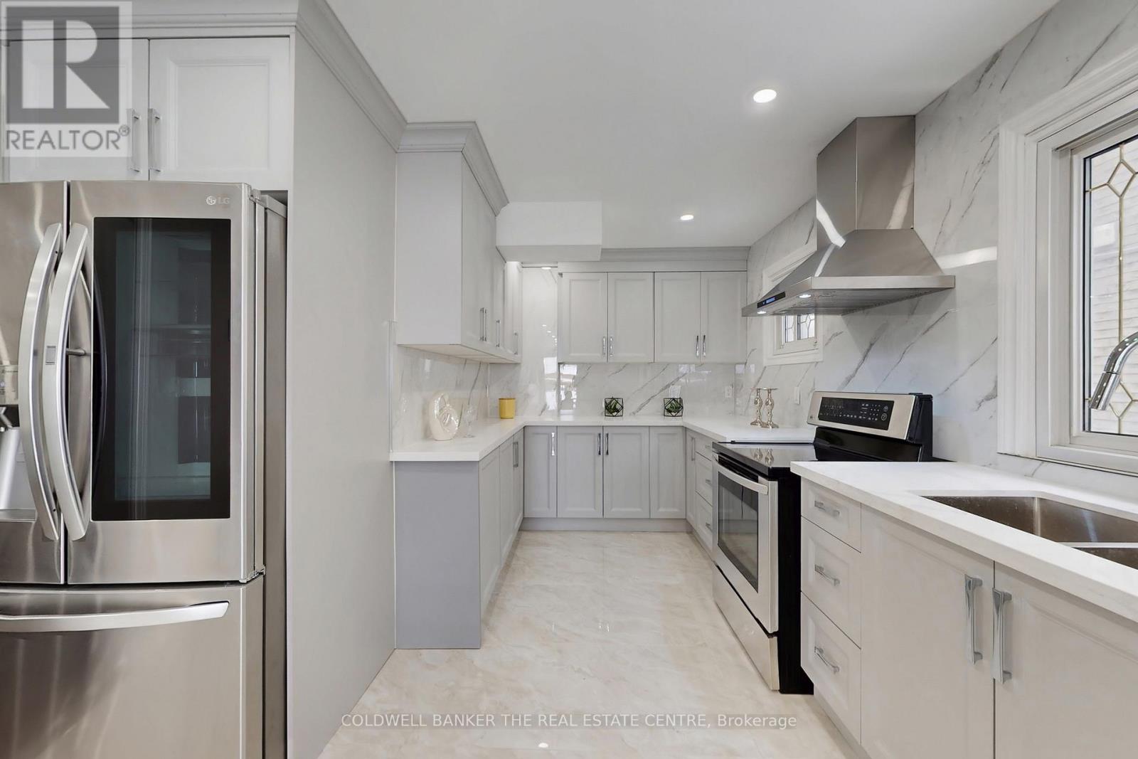 54 Laguna Crescent, Markham, Ontario  L3S 3G6 - Photo 13 - N12773310