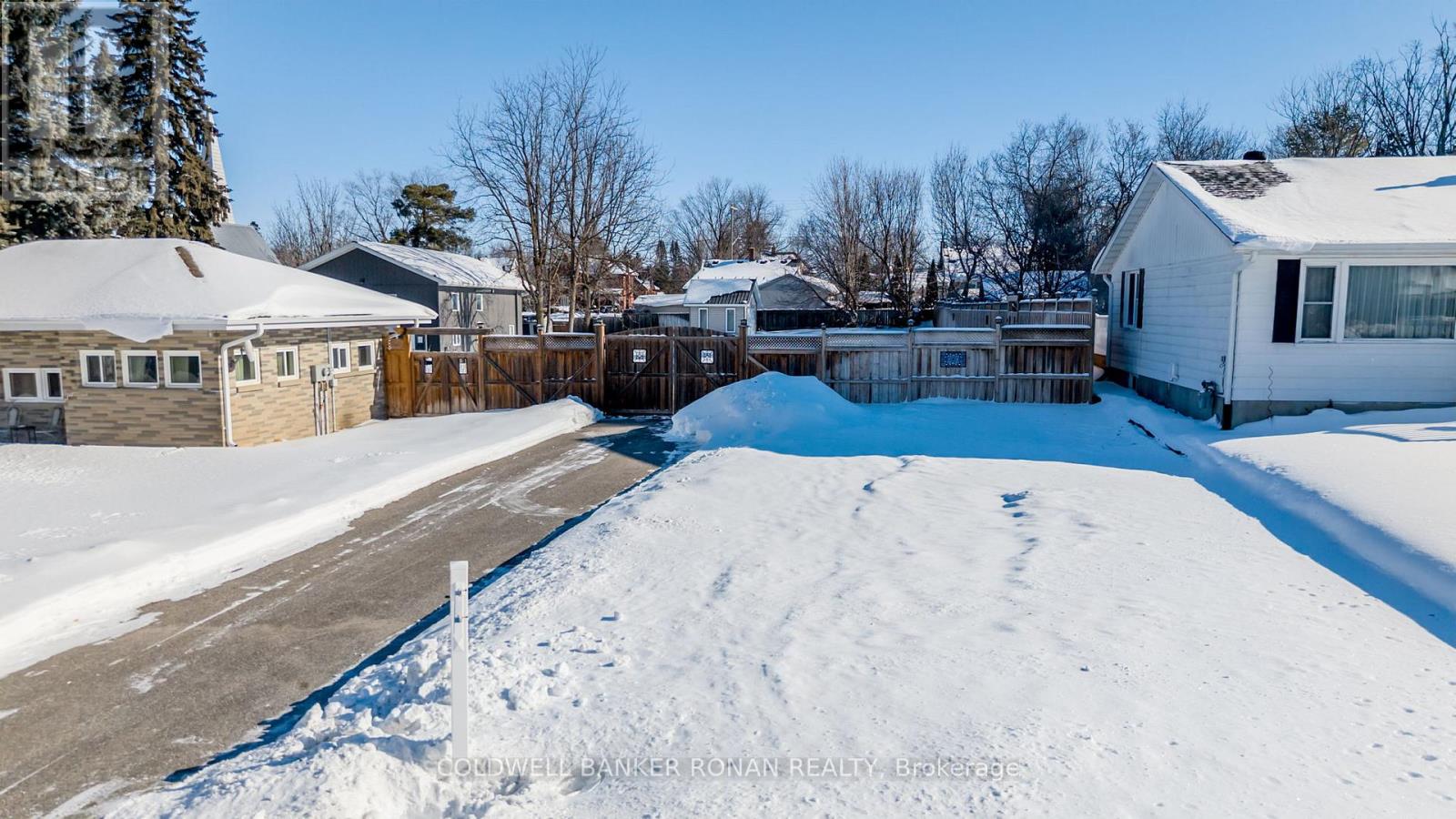 10 Stoddart Street, Essa, Ontario  L0L 2N0 - Photo 7 - N12673280