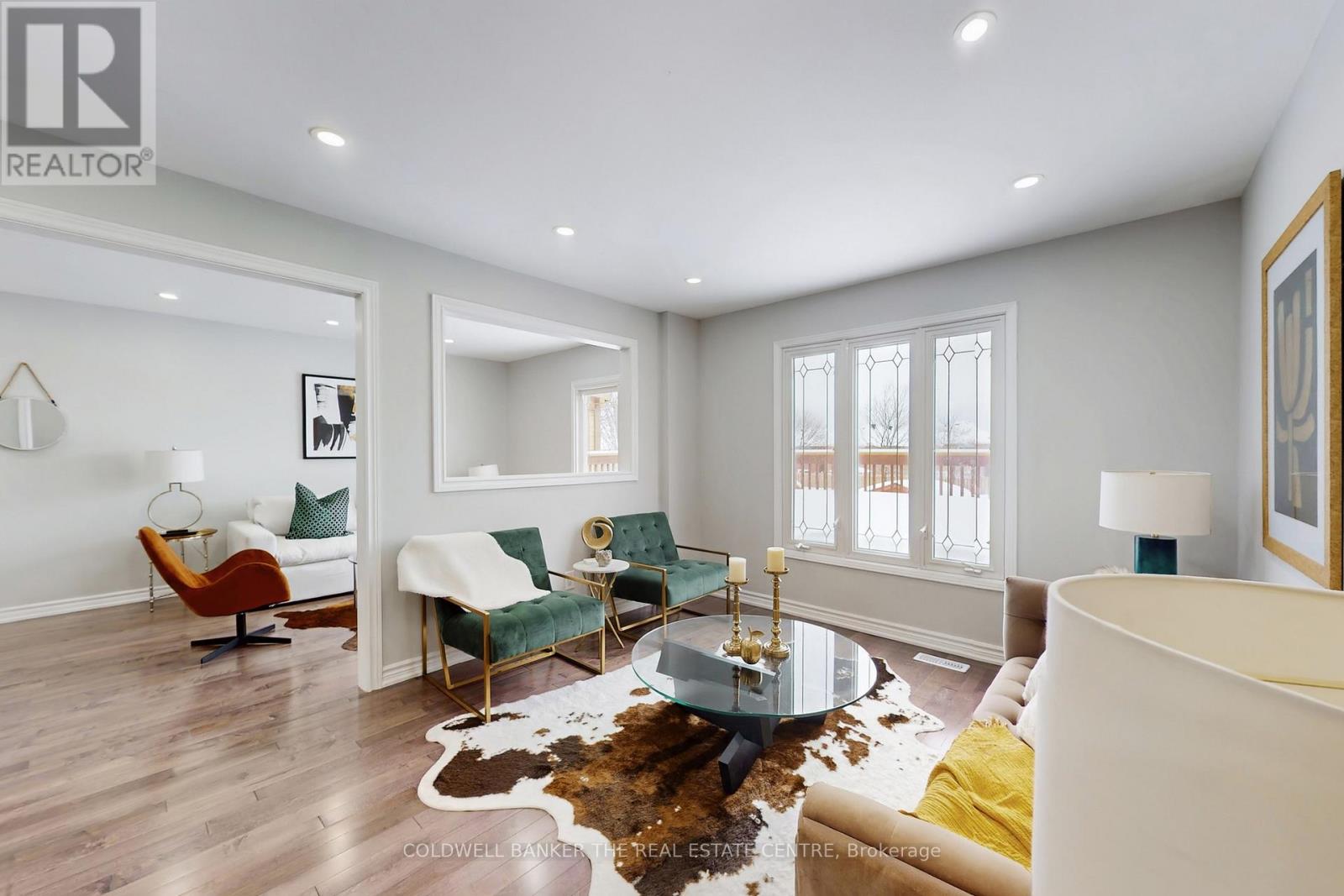 54 Laguna Crescent, Markham, Ontario  L3S 3G6 - Photo 4 - N12773310