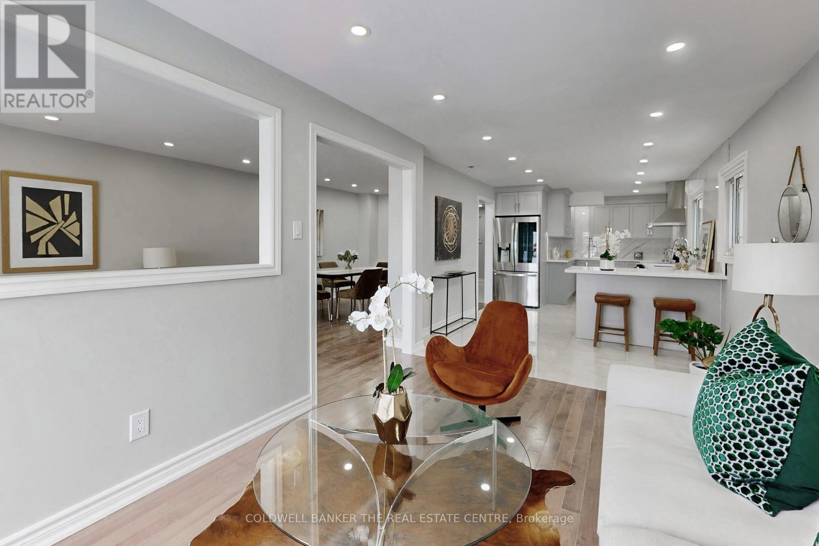 54 Laguna Crescent, Markham, Ontario  L3S 3G6 - Photo 10 - N12773310