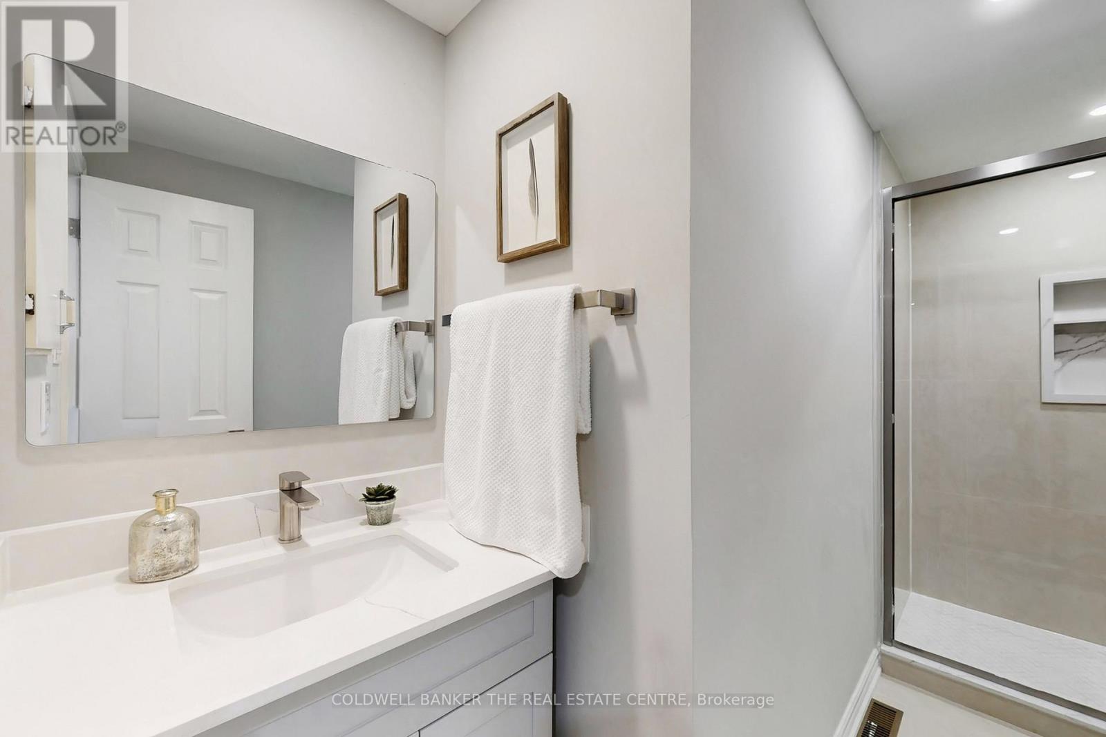 54 Laguna Crescent, Markham, Ontario  L3S 3G6 - Photo 33 - N12773310