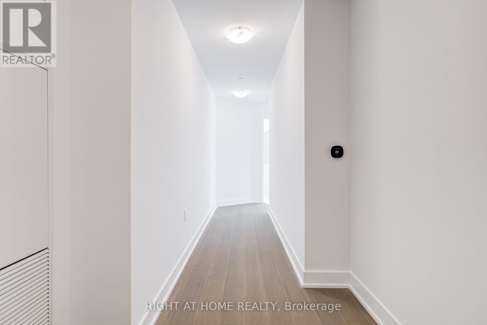 510 - 2088 James Street, Burlington, Ontario  L7R 0H2 - Photo 7 - W12767872