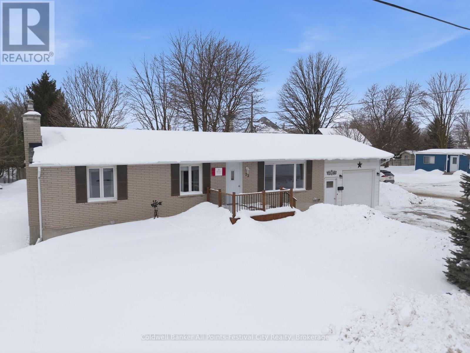 72 Lorne Avenue, Bluewater, Ontario  N0M 1X0 - Photo 1 - X12780430