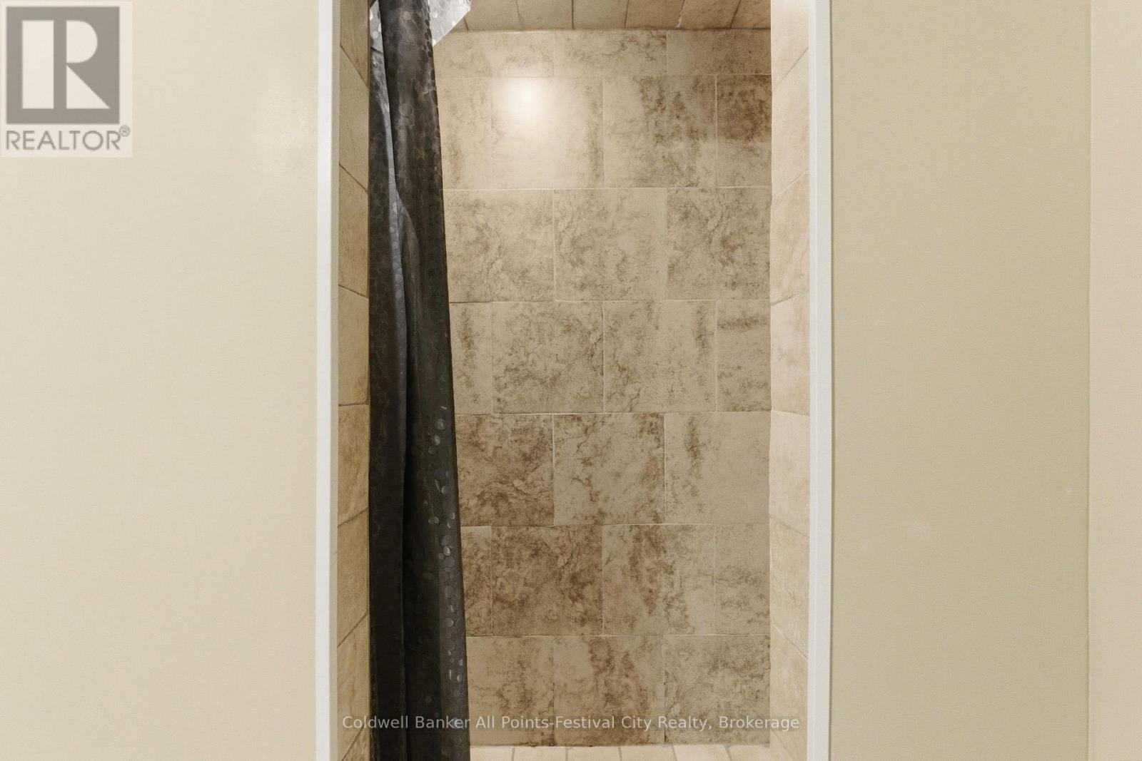 72 Lorne Avenue, Bluewater, Ontario  N0M 1X0 - Photo 30 - X12780430