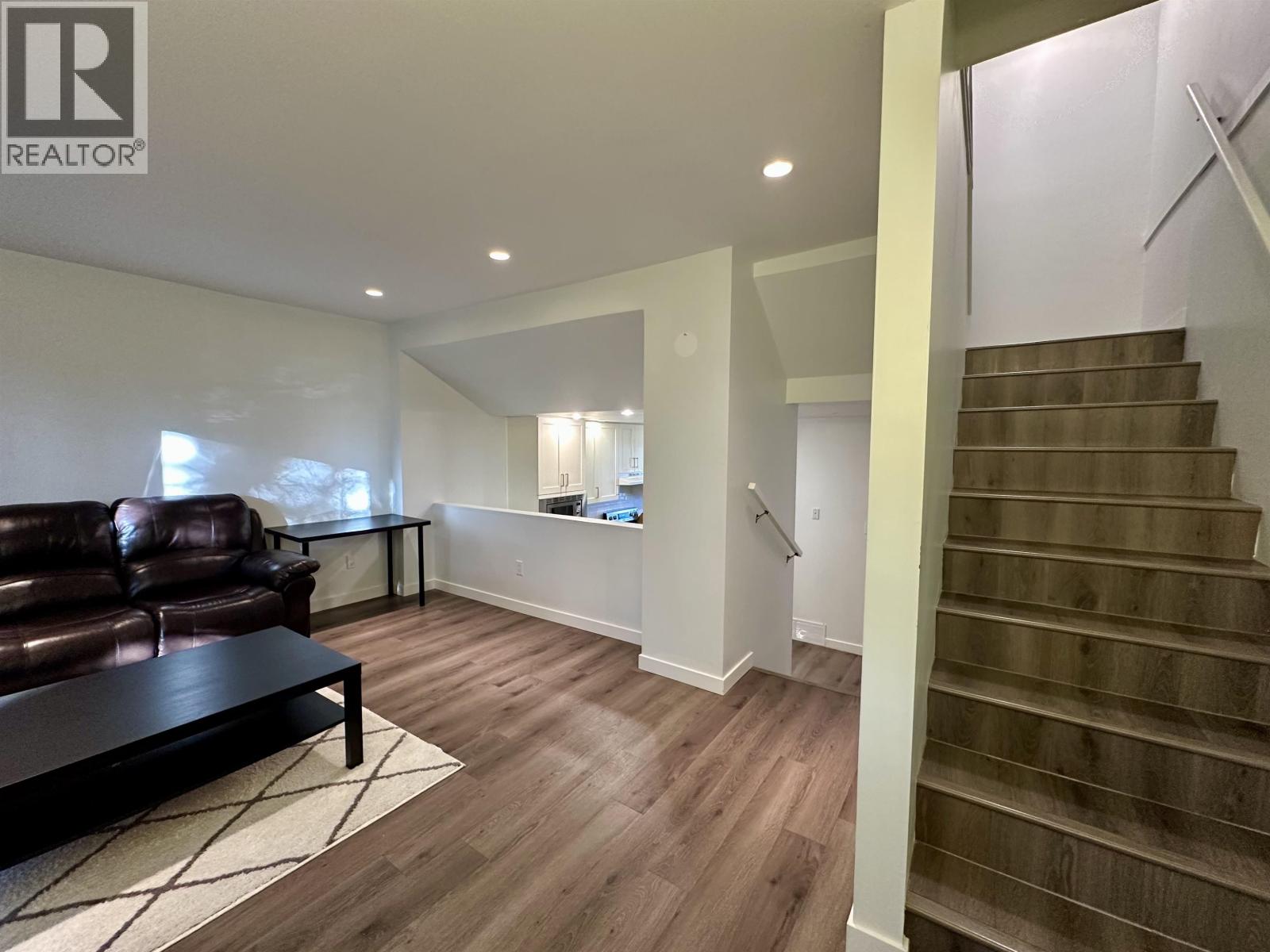 106 511 Gatensbury Street, Coquitlam, British Columbia  V3J 5E7 - Photo 10 - R3088455