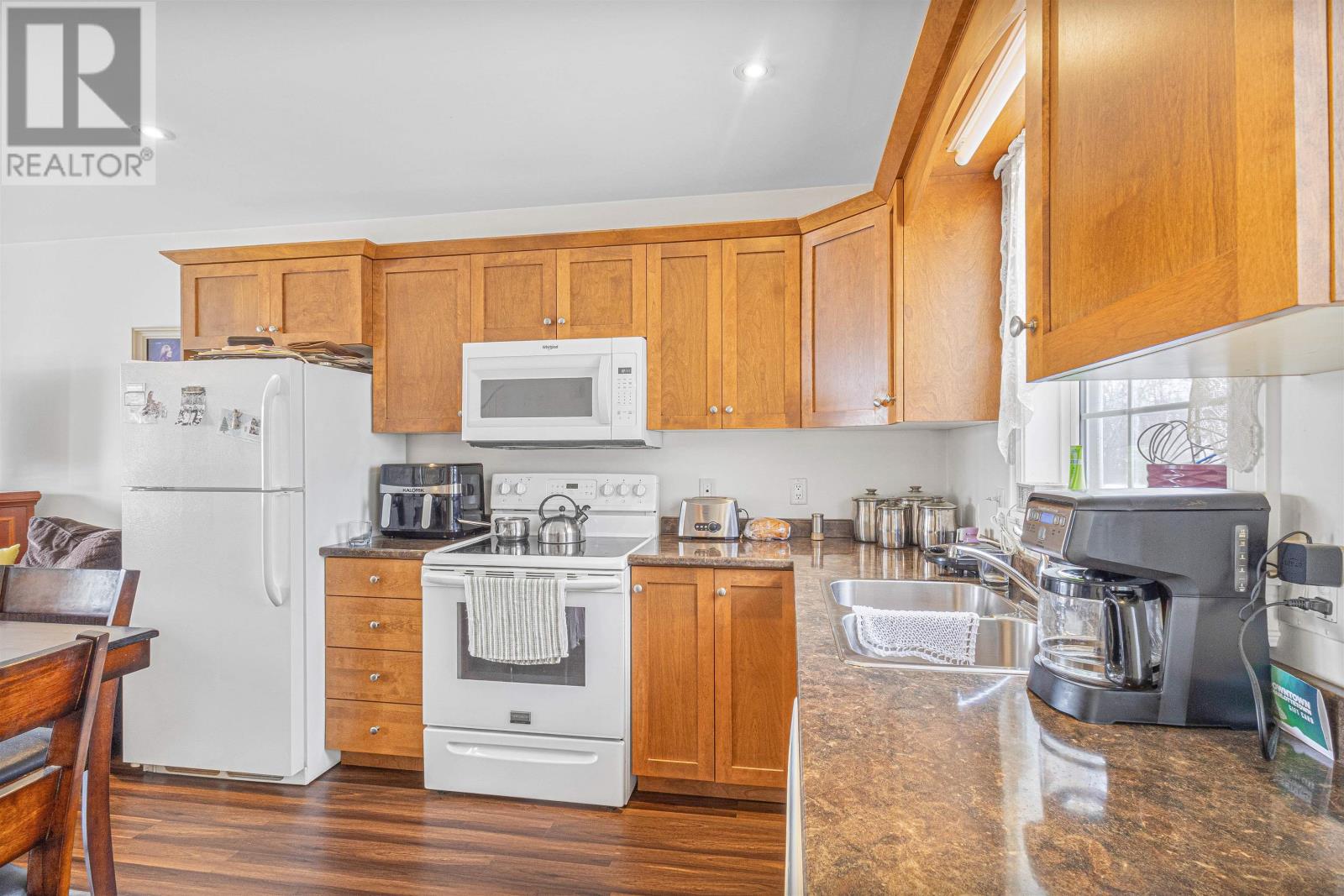 77 Westridge Crescent, Charlottetown, Prince Edward Island  C1A 8P2 - Photo 8 - 202602599