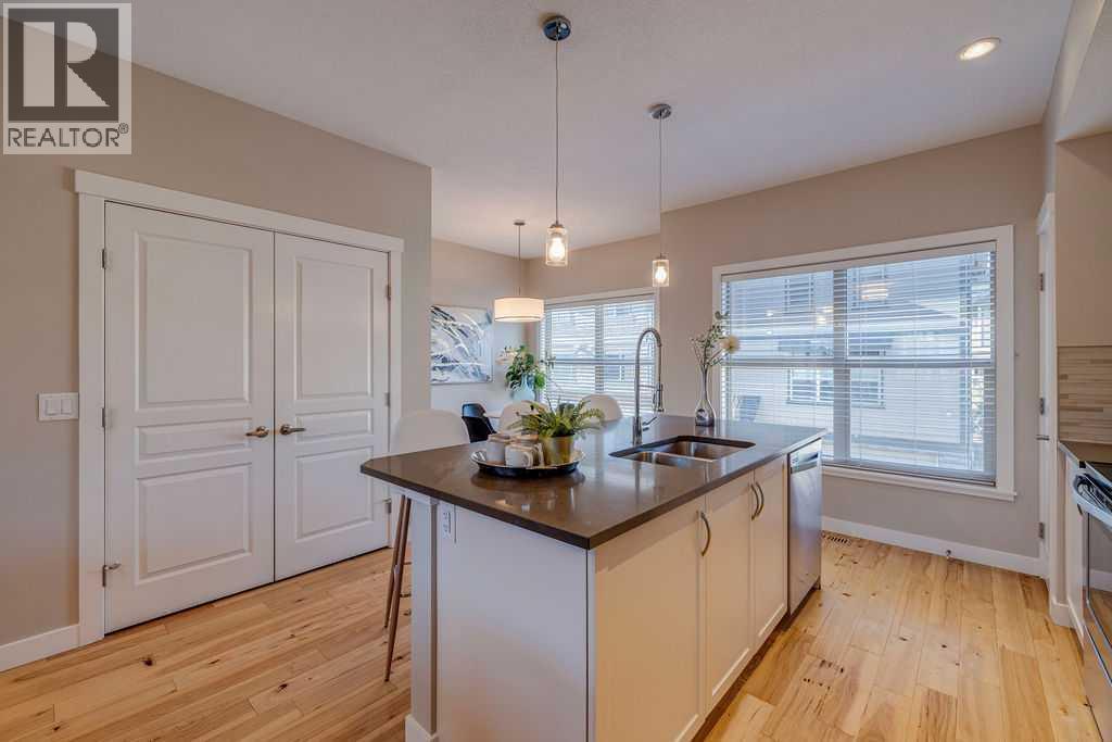 305, 32 Horseshoe Crescent, Cochrane, Alberta  T4C 2P4 - Photo 10 - A2283779