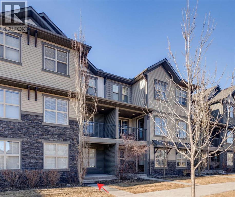 305, 32 Horseshoe Crescent, Cochrane, Alberta  T4C 2P4 - Photo 2 - A2283779