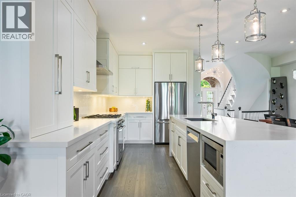 2357 Woodfield Road, Oakville, Ontario  L6H 6Y6 - Photo 8 - 40796221