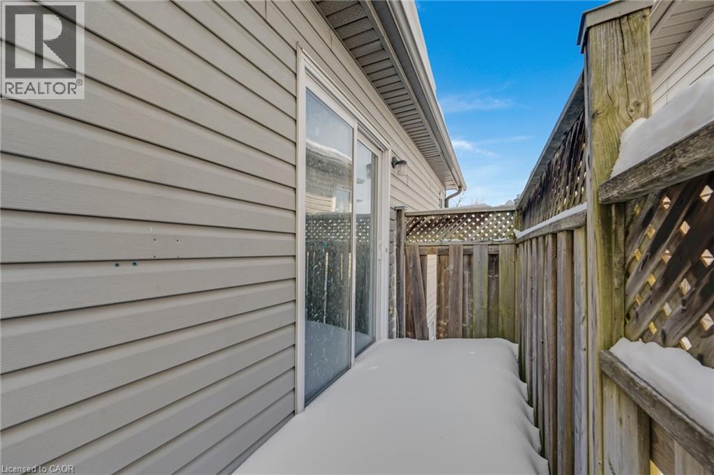 640 Langlaw Drive, Cambridge, Ontario  N1P 1H4 - Photo 3 - 40802673