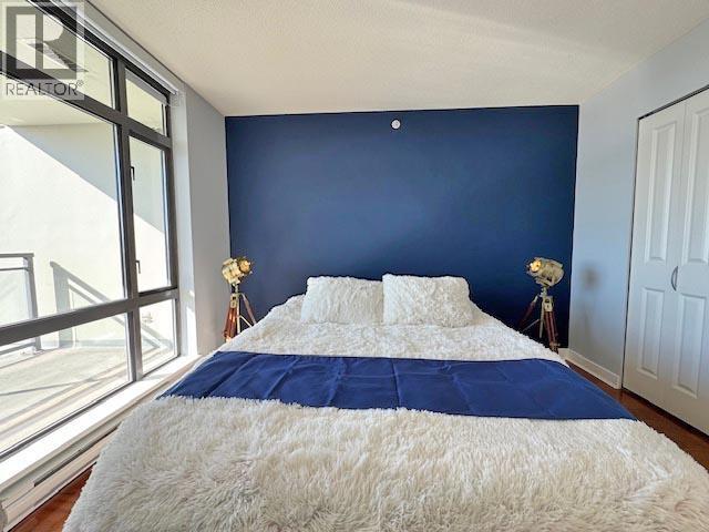 Listing Picture 9 of 20 : 1401 3660 VANNESS AVENUE, Vancouver / 溫哥華 - 魯藝地產 Yvonne Lu Group - MLS Medallion Club Member