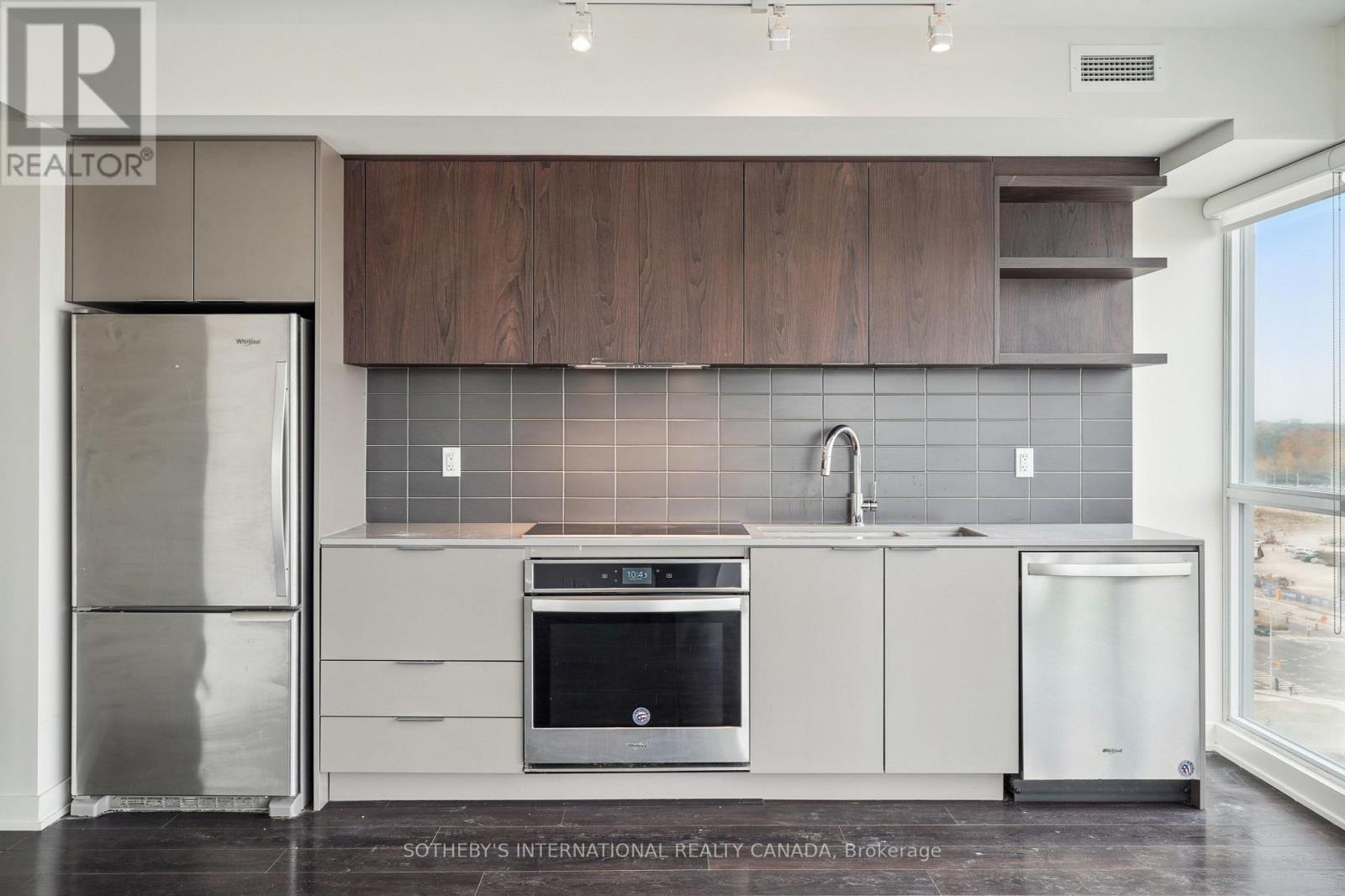 1104 - 6 Sonic Way N, Toronto, Ontario  M3C 0P1 - Photo 11 - C12780450