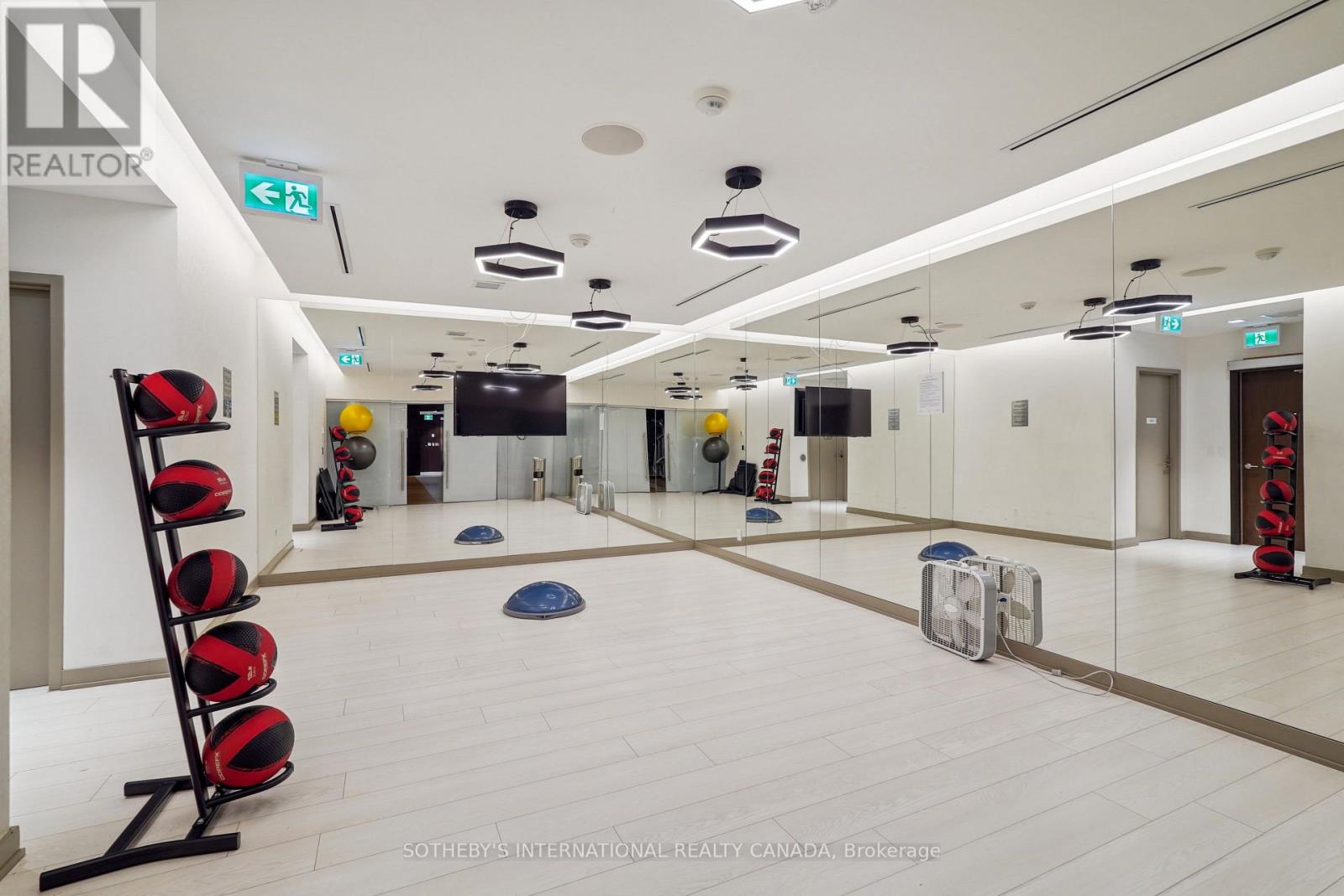 1104 - 6 Sonic Way N, Toronto, Ontario  M3C 0P1 - Photo 26 - C12780450