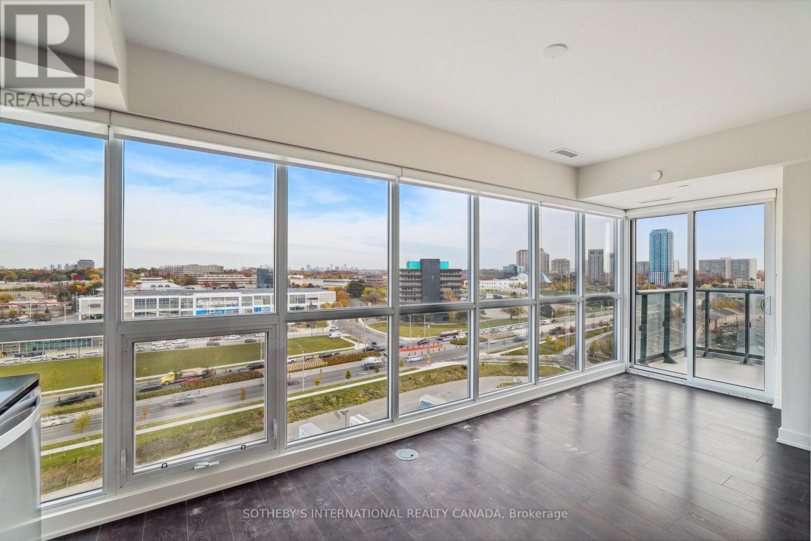 1104 - 6 Sonic Way N, Toronto, Ontario  M3C 0P1 - Photo 9 - C12780450