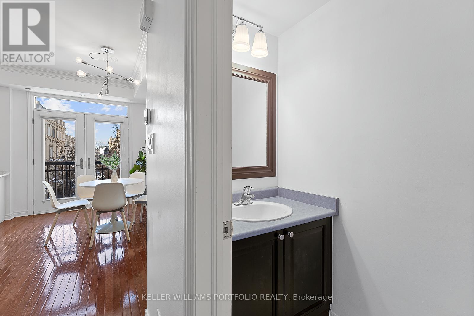 11 - 60 Carr Street, Toronto, Ontario  M5T 1B7 - Photo 18 - C12780494