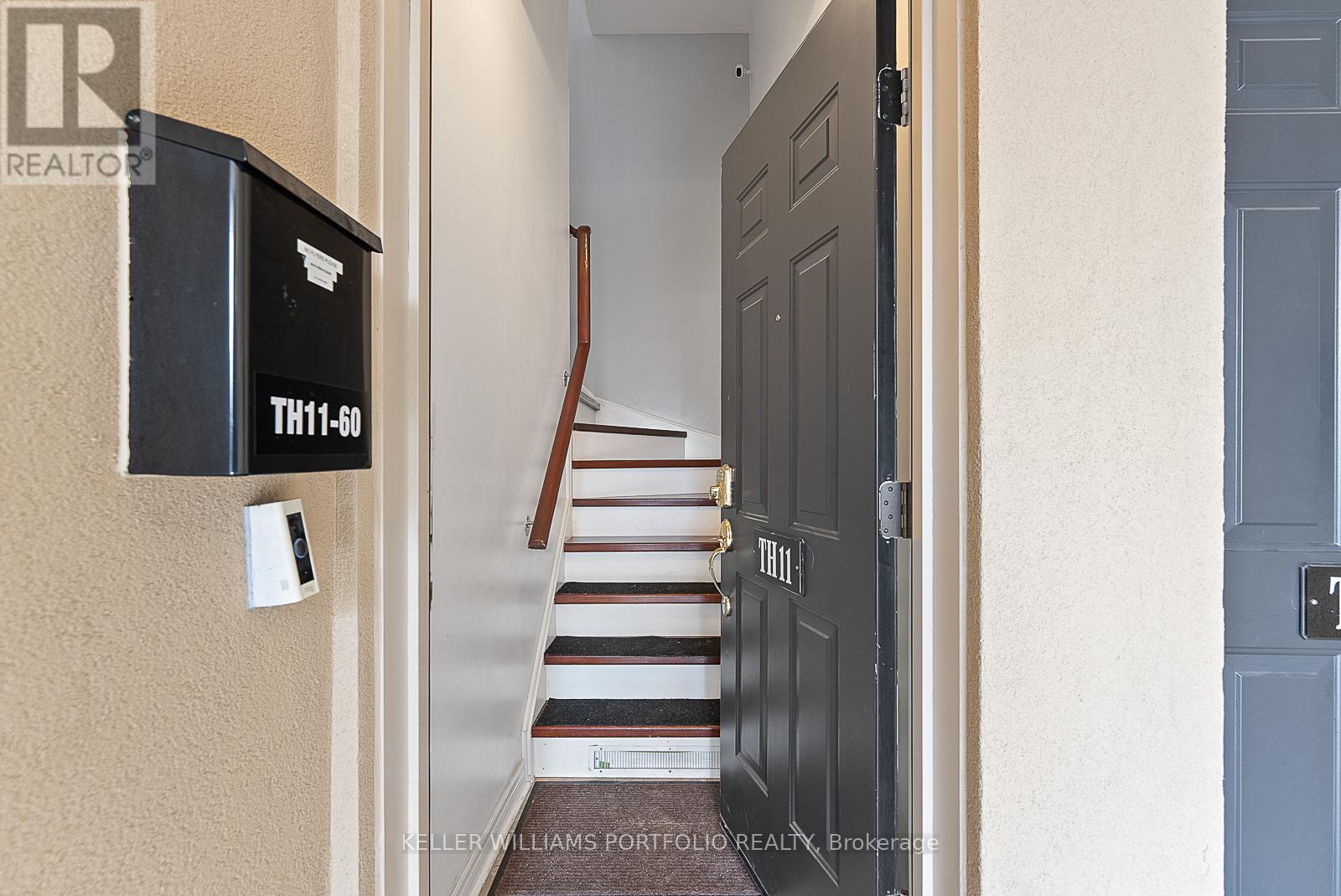 11 - 60 Carr Street, Toronto, Ontario  M5T 1B7 - Photo 4 - C12780494