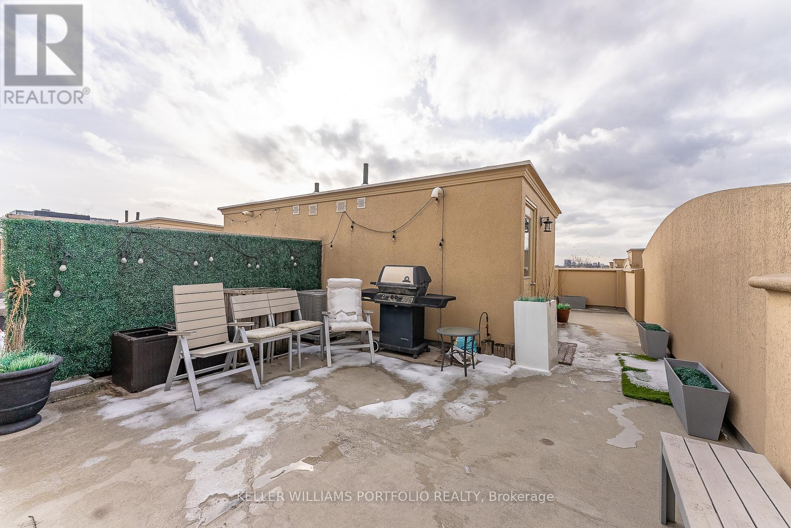 11 - 60 Carr Street, Toronto, Ontario  M5T 1B7 - Photo 48 - C12780494