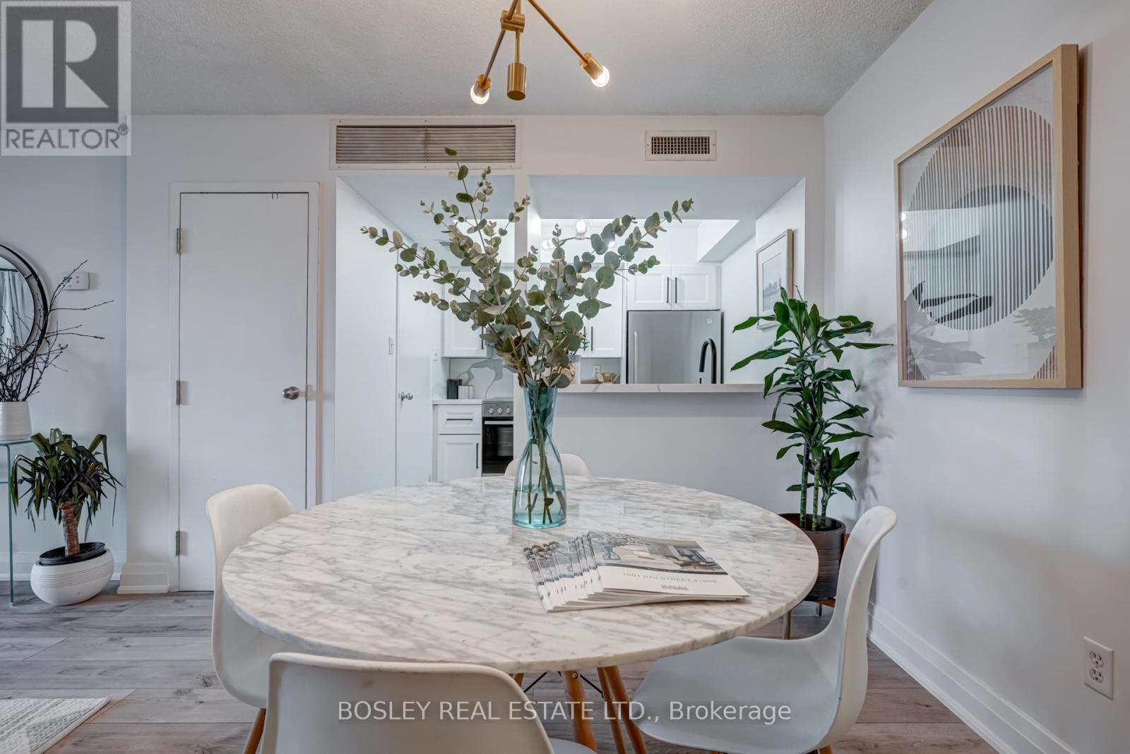 1808 - 1001 Bay Street, Toronto, Ontario  M5S 3A6 - Photo 12 - C12780542