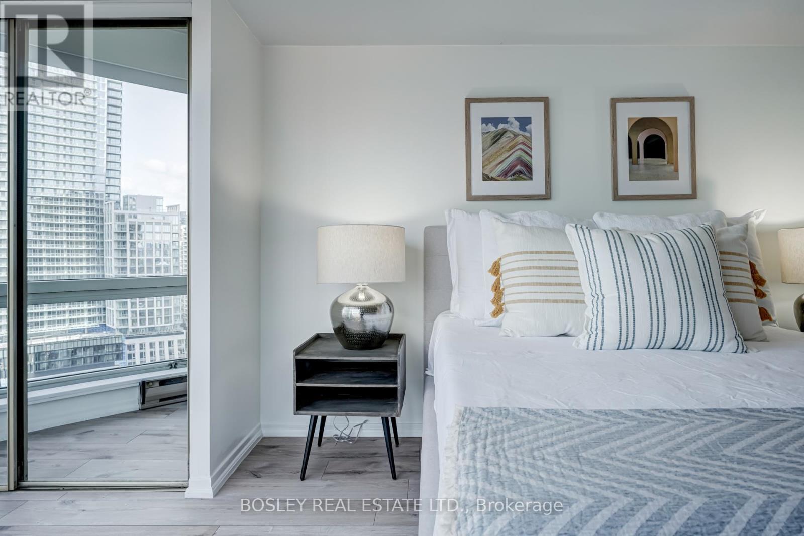 1808 - 1001 Bay Street, Toronto, Ontario  M5S 3A6 - Photo 24 - C12780542