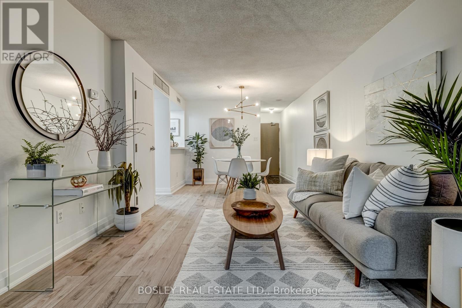 1808 - 1001 Bay Street, Toronto, Ontario  M5S 3A6 - Photo 5 - C12780542