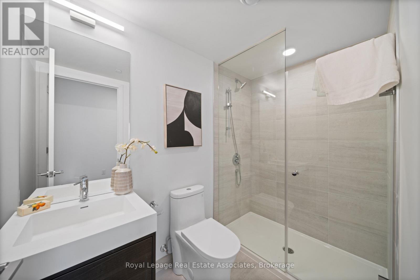 422 - 9 Tecumseth Street, Toronto, Ontario  M5V 3G4 - Photo 12 - C12780592