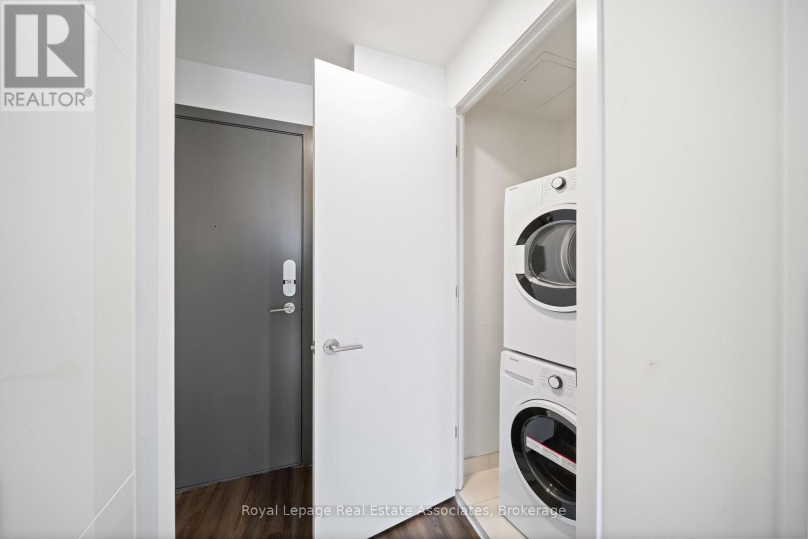 422 - 9 Tecumseth Street, Toronto, Ontario  M5V 3G4 - Photo 13 - C12780592