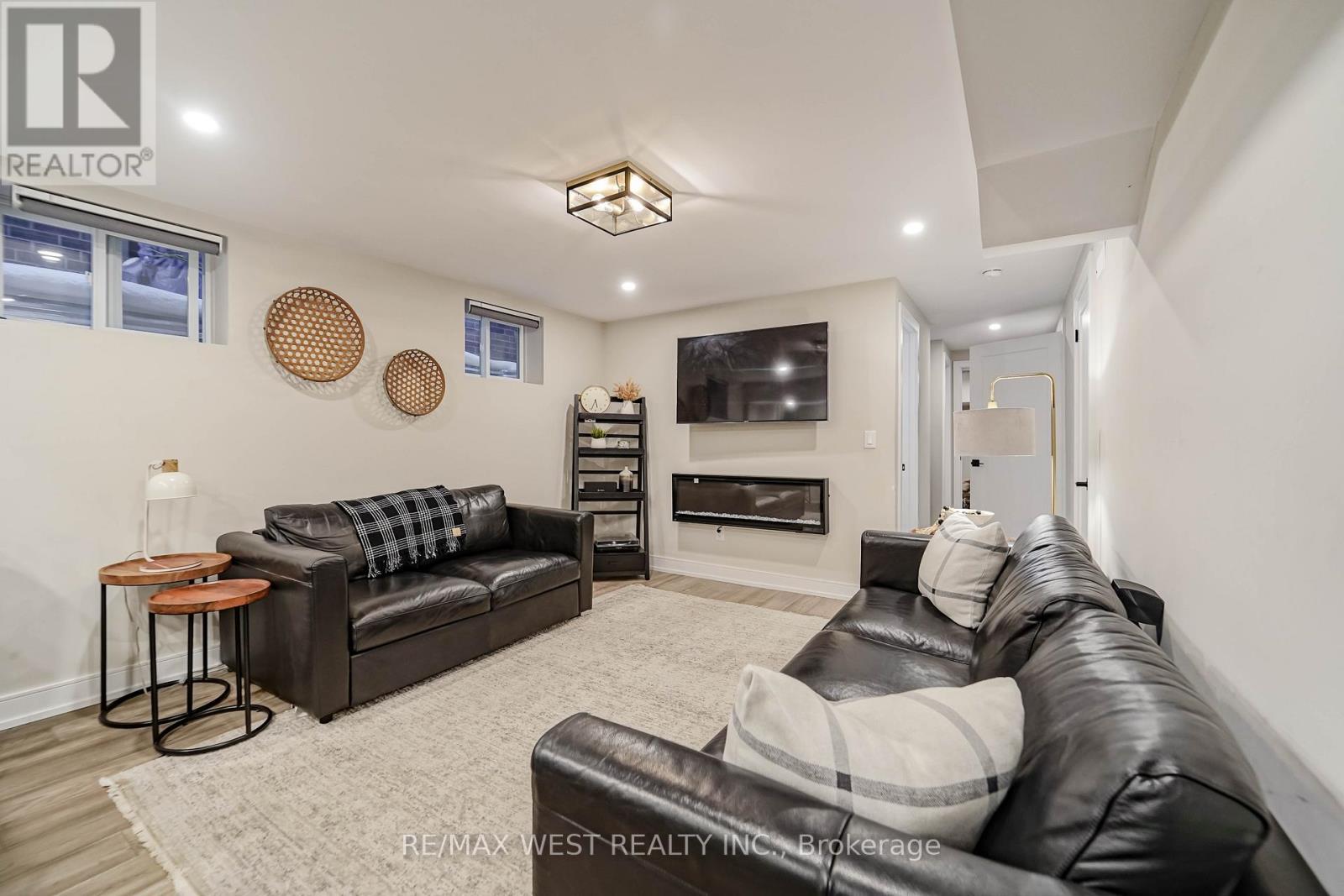 71 Dunwell Crescent, Ajax, Ontario  L1T 0A7 - Photo 13 - E12780534