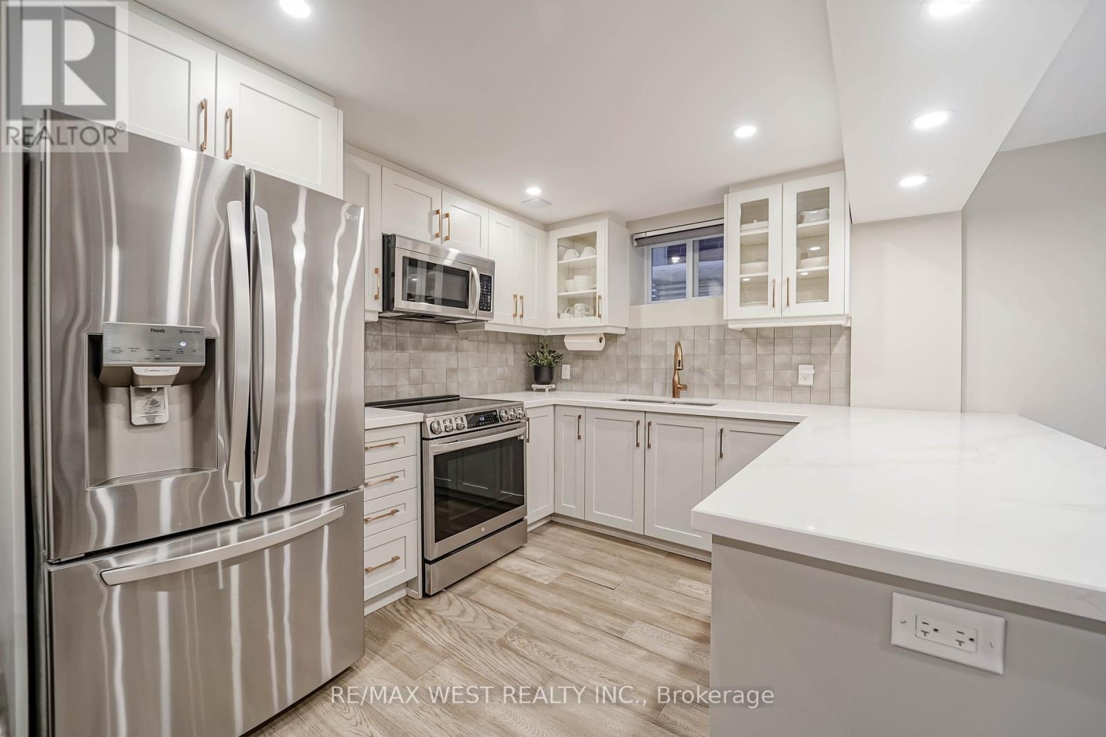 71 Dunwell Crescent, Ajax, Ontario  L1T 0A7 - Photo 15 - E12780534