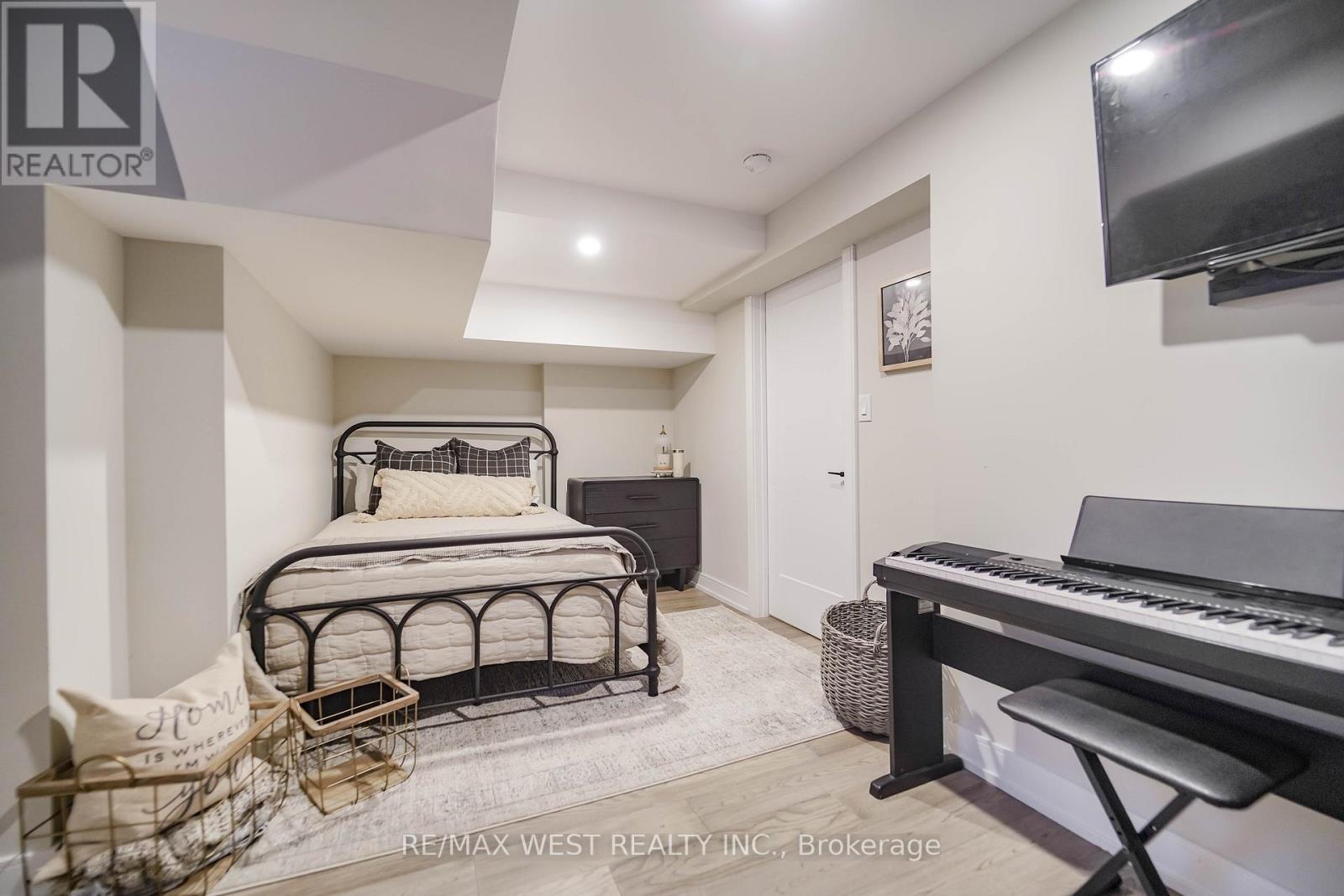 71 Dunwell Crescent, Ajax, Ontario  L1T 0A7 - Photo 18 - E12780534