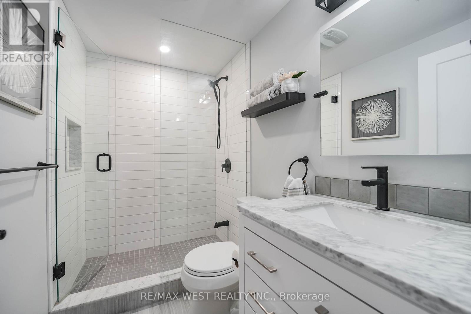 71 Dunwell Crescent, Ajax, Ontario  L1T 0A7 - Photo 19 - E12780534