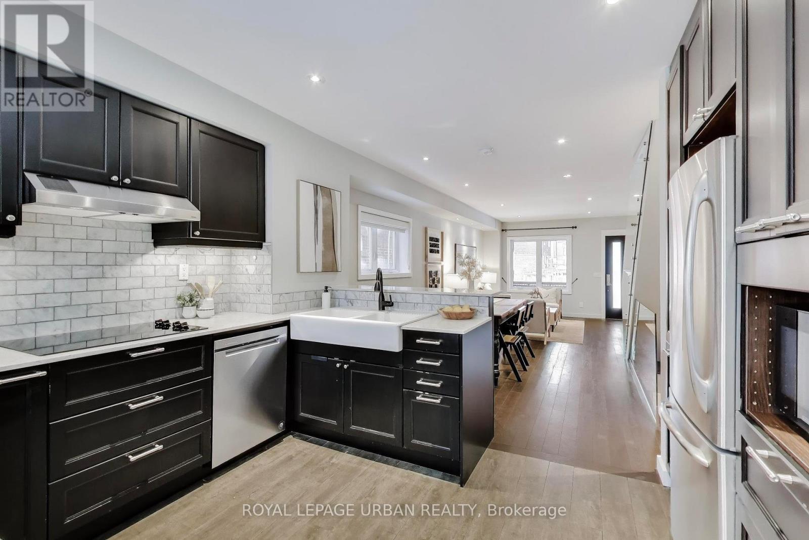 132 Mortimer Avenue, Toronto, Ontario  M4K 2A4 - Photo 12 - E12780552