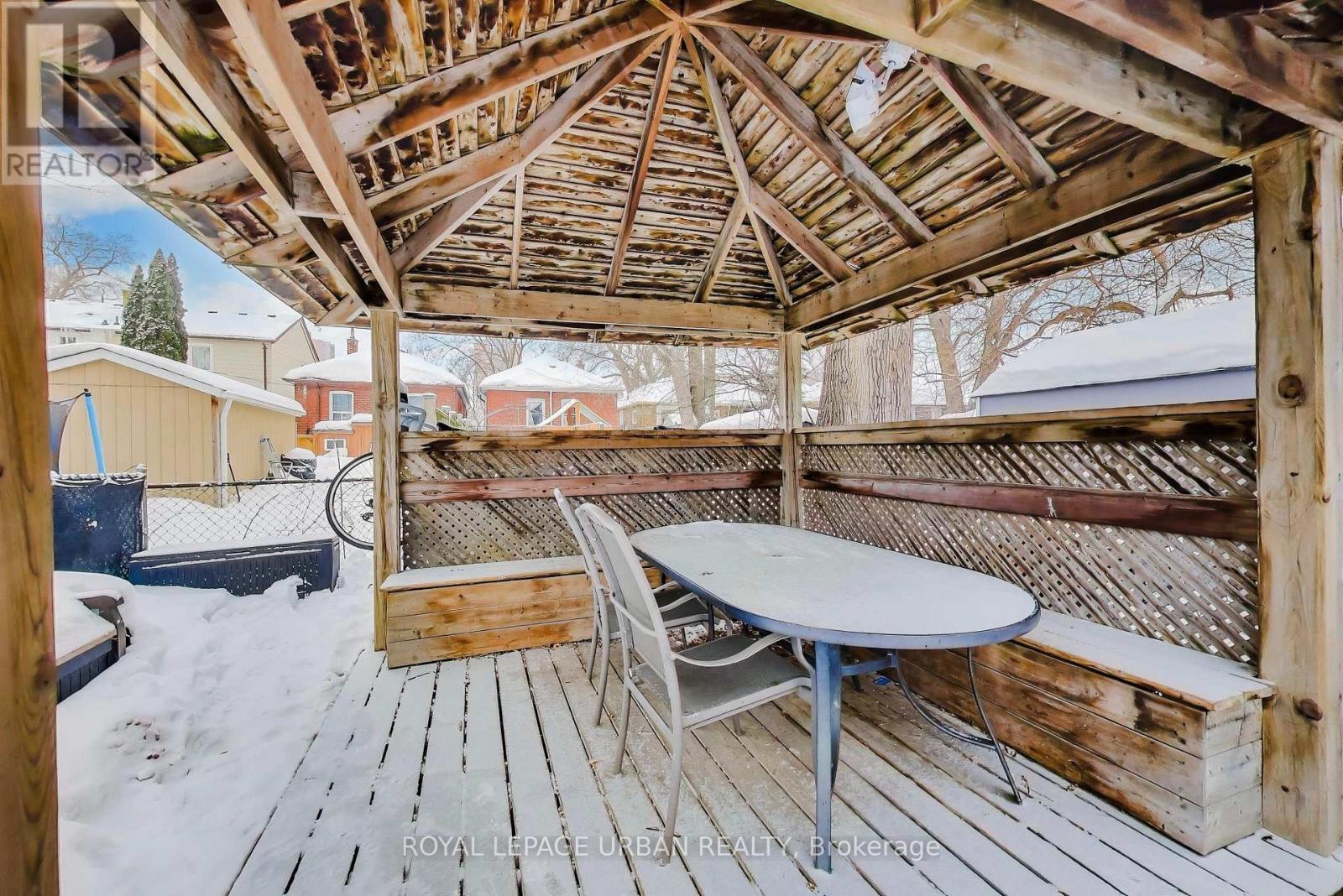 132 Mortimer Avenue, Toronto, Ontario  M4K 2A4 - Photo 35 - E12780552