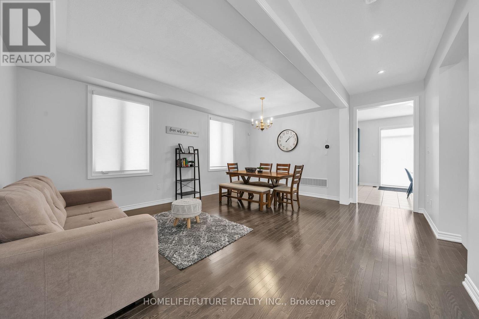 44 Gillett Drive, Ajax, Ontario  L1Z 0N7 - Photo 7 - E12780596