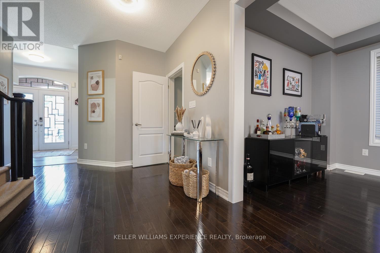 2199 Dawson Crescent, Innisfil, Ontario  L9S 0G9 - Photo 10 - N12780466