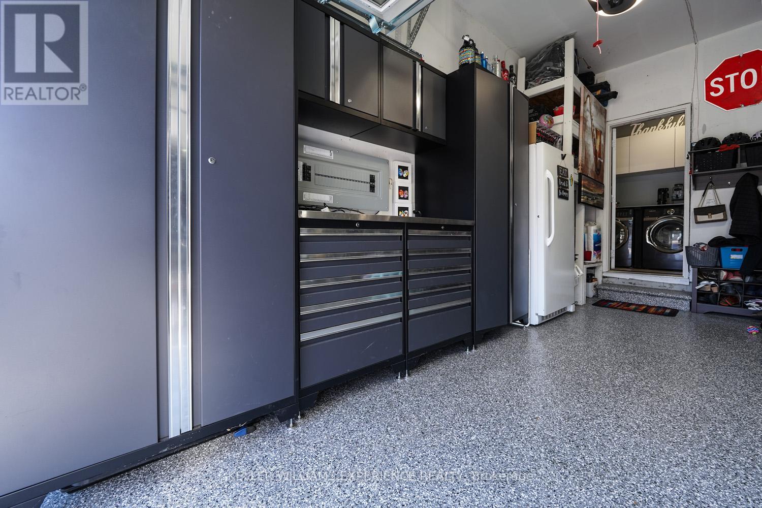 2199 Dawson Crescent, Innisfil, Ontario  L9S 0G9 - Photo 36 - N12780466