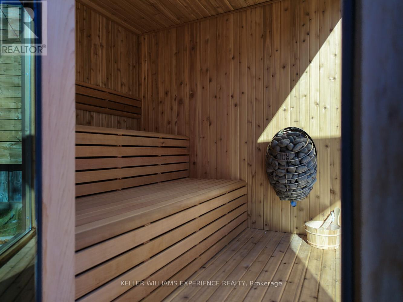 2199 Dawson Crescent, Innisfil, Ontario  L9S 0G9 - Photo 43 - N12780466