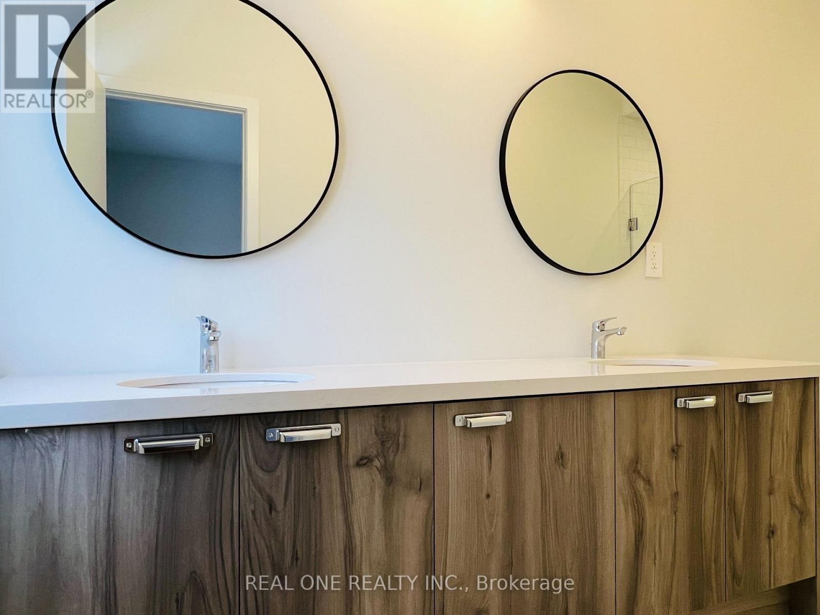 6 Mermot Lane, Richmond Hill, Ontario  L4B 0J5 - Photo 17 - N12780480