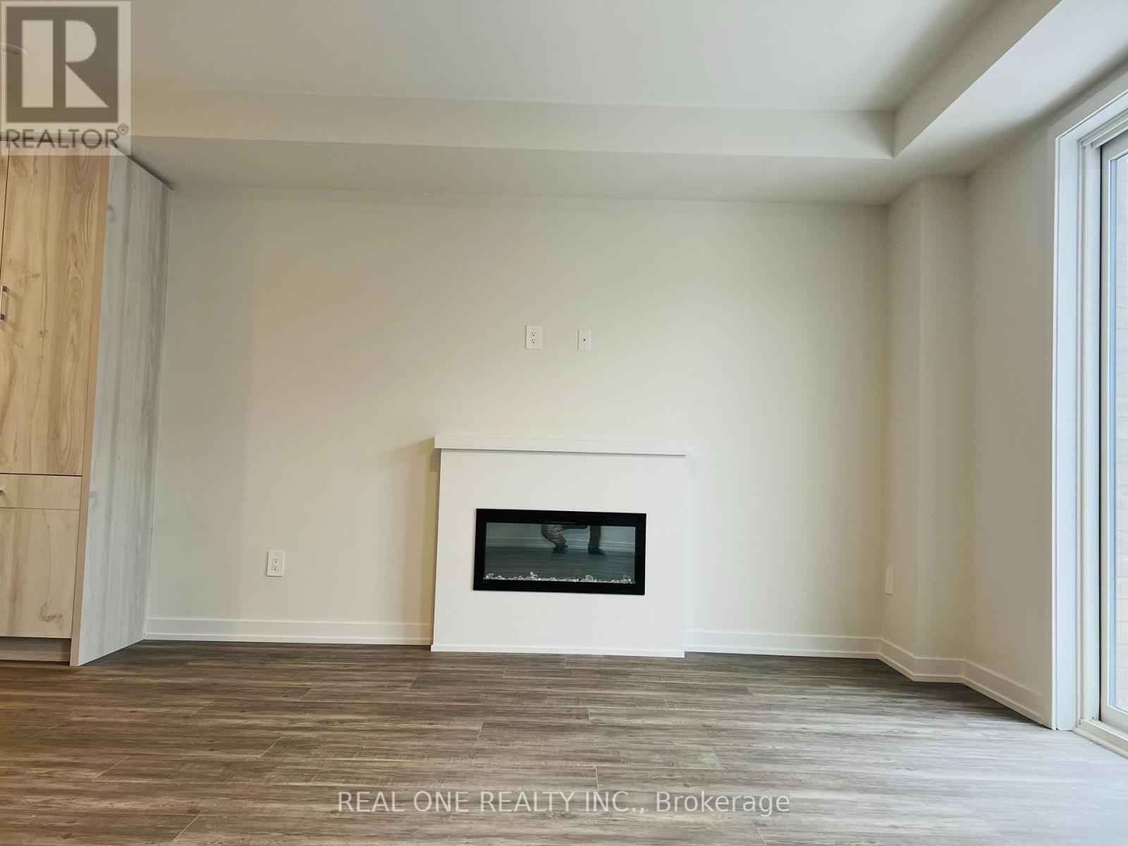 6 Mermot Lane, Richmond Hill, Ontario  L4B 0J5 - Photo 8 - N12780480