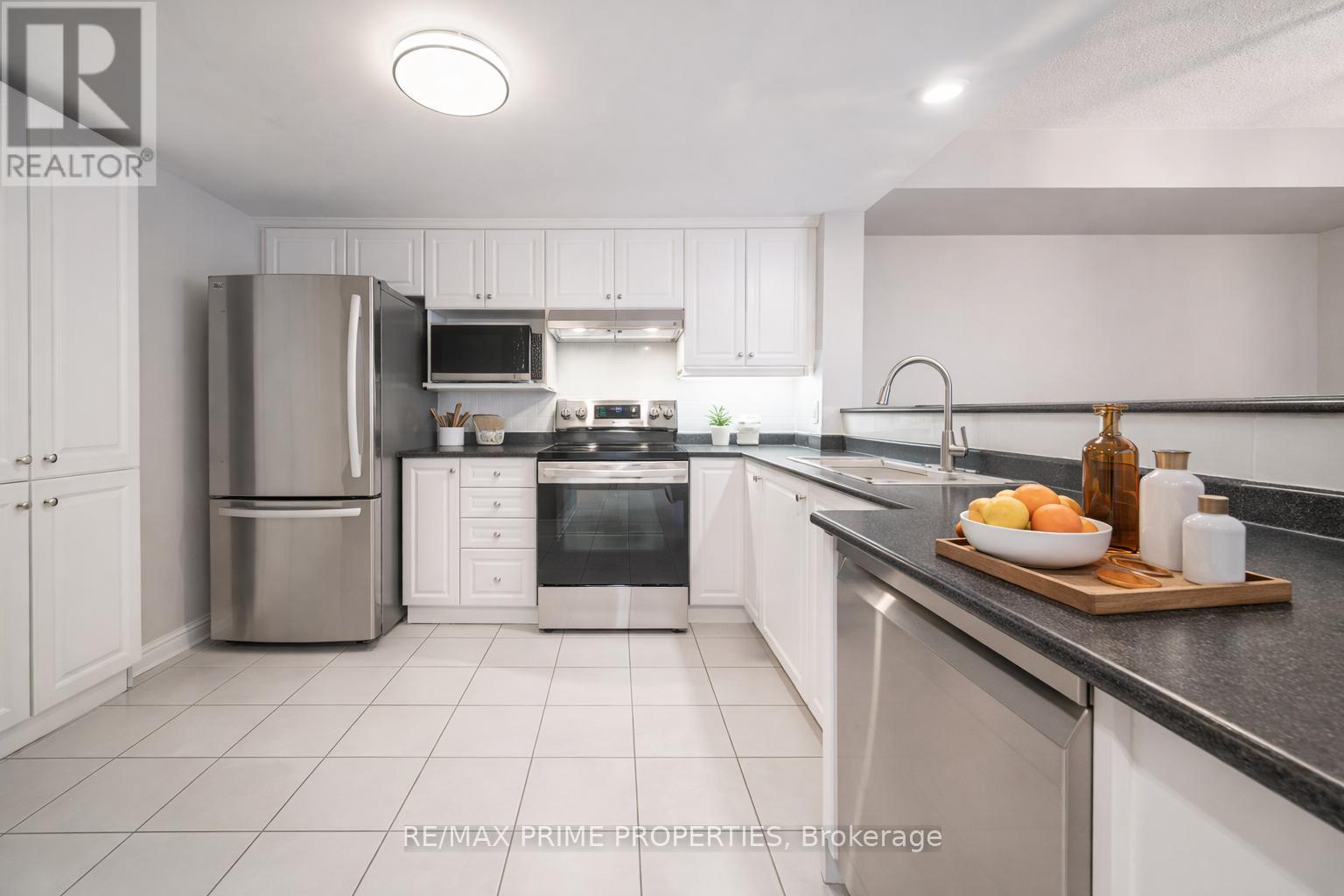 320 - 85 The Boardwalk Way, Markham, Ontario  L6E 1B9 - Photo 4 - N12780524