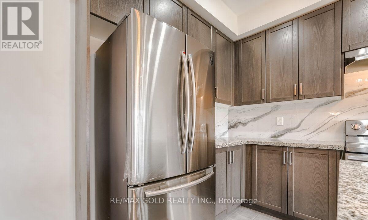 174 Sutherland Avenue, Bradford West Gwillimbury (Bradford), Ontario  L3Z 4H7 - Photo 10 - N12780580