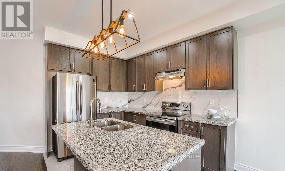 174 Sutherland Avenue, Bradford West Gwillimbury (Bradford), Ontario  L3Z 4H7 - Photo 8 - N12780580