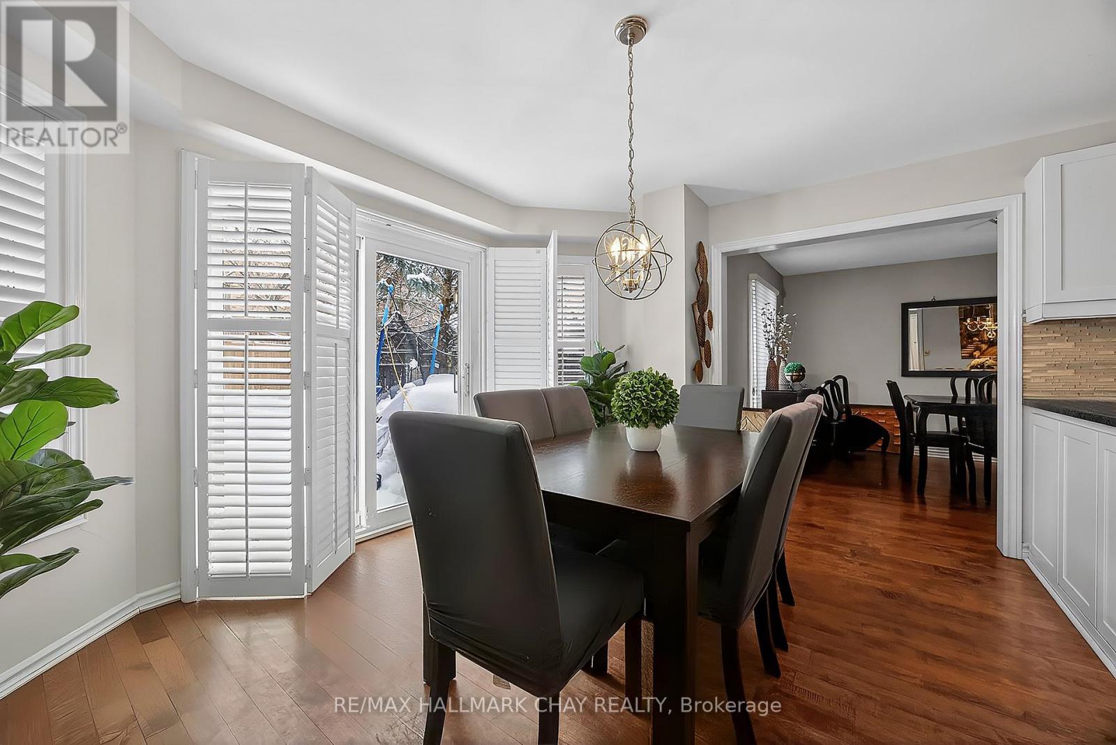 25 Falling Brook Drive, Barrie (Bayshore), Ontario  L4N 7E9 - Photo 6 - S12780440