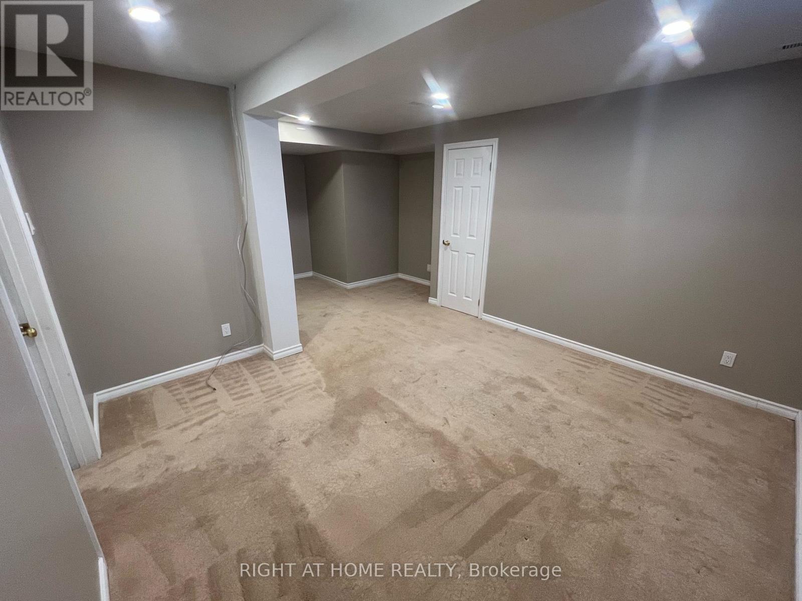 Lower - 46 Lougheed Road, Barrie, Ontario  L4N 8G1 - Photo 5 - S12780506