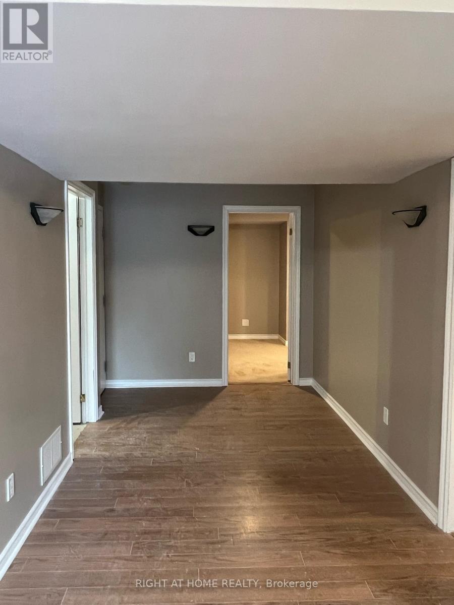 Lower - 46 Lougheed Road, Barrie, Ontario  L4N 8G1 - Photo 8 - S12780506